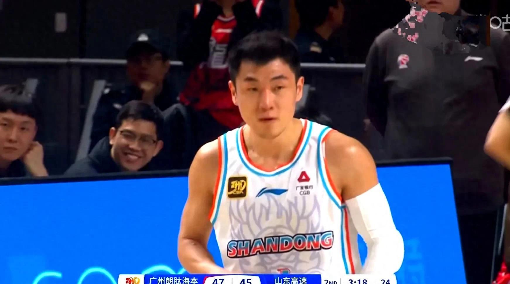 湖人不断突破！，Karsa连续七场比赛得分超过重返赛场比赛高潮迭起的简单介绍