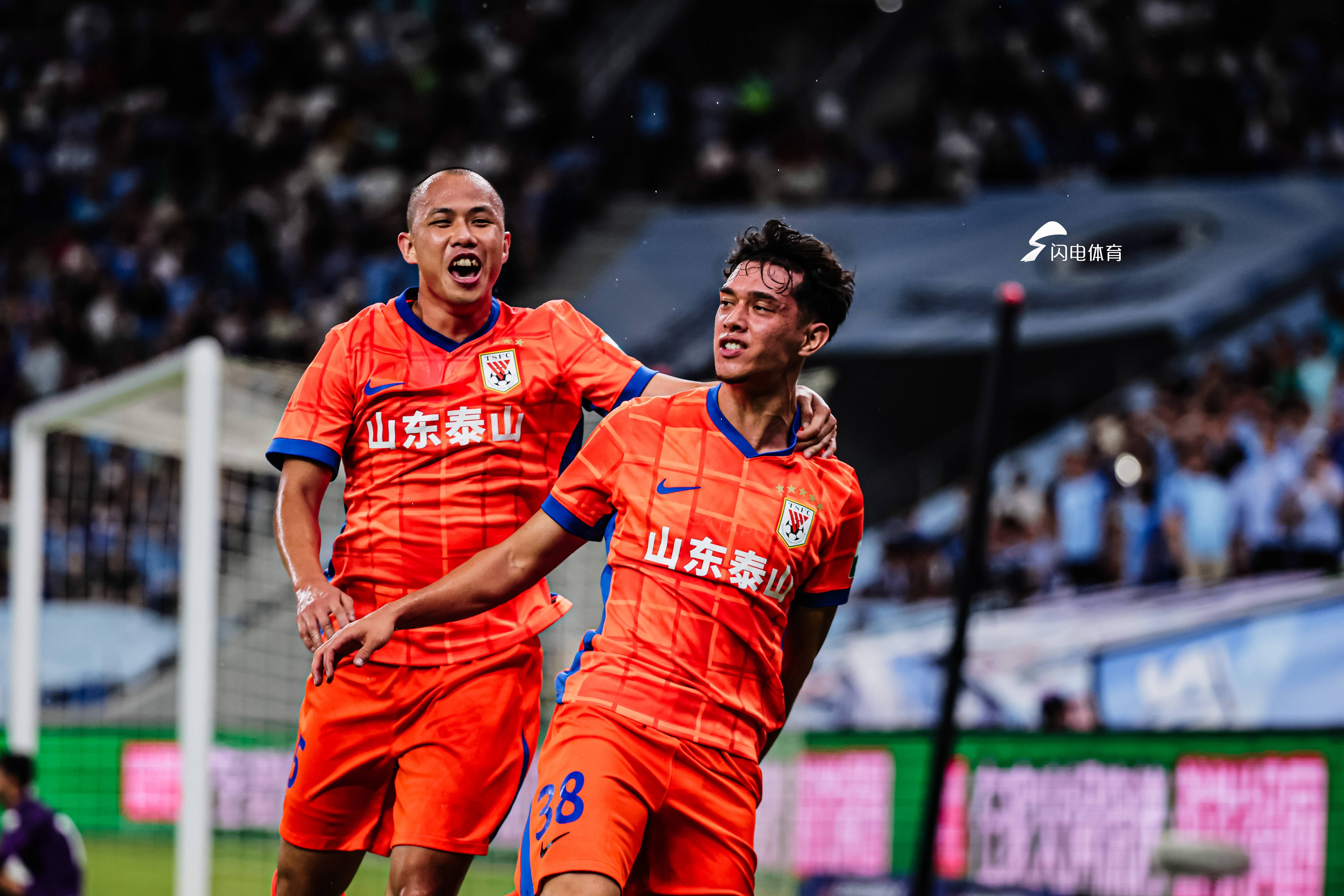 足总杯最新形势:利物浦高居榜首,山东泰山强势追赶,冠军归属成迷(足总杯历届冠军一览表) 足总杯最新形势:利物浦高居榜首,山东泰山强势追赶,冠军归属成迷(足总杯历届冠军一览表)